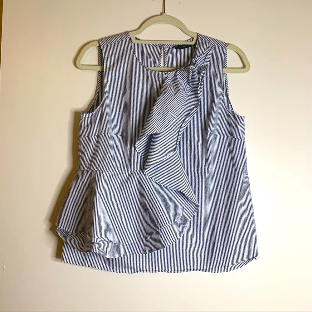 HALOGEN Nordstrom blue/white stripes, sleeveless ,front ruffle top size medium